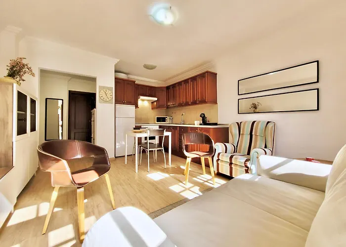 Miranda Apartment With Free Parking